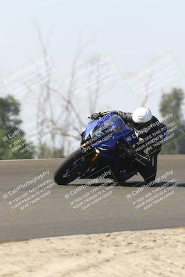 media/Sep-20-2025-TrackDaz (Sat) [[27f0cde673]]/B Group/1120am (Turn 2)/